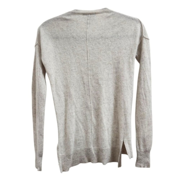 Aqua Cashmere High Low Crewneck Sweater, Light Grey Size XS - Picture 6 of 10